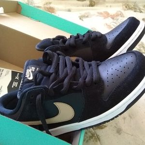 Black and Gold Nike SB Dunk Taskashi (deadstock)